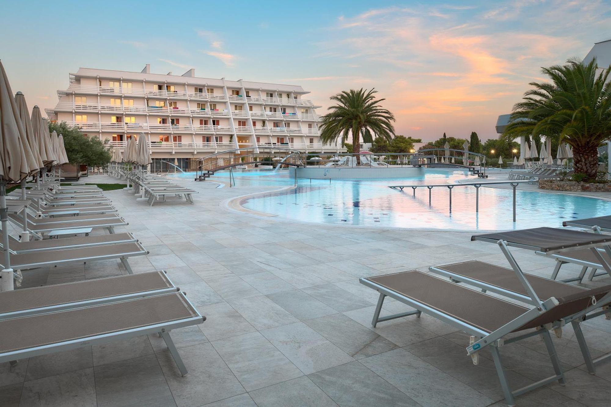 Hotel Olympia Vodice Bagian luar foto