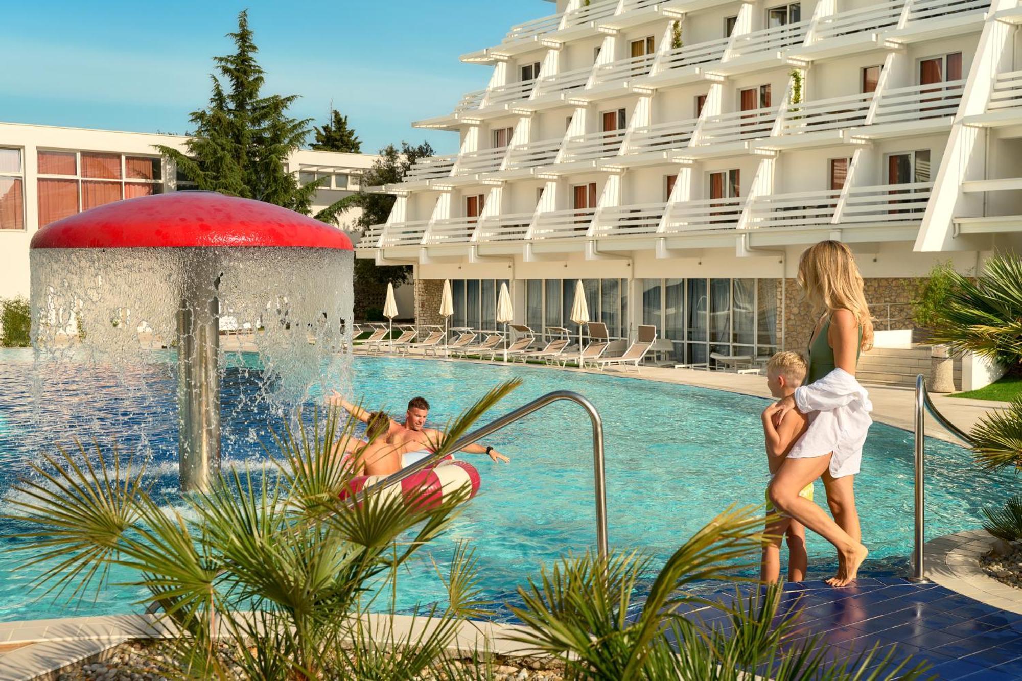 Hotel Olympia Vodice Bagian luar foto